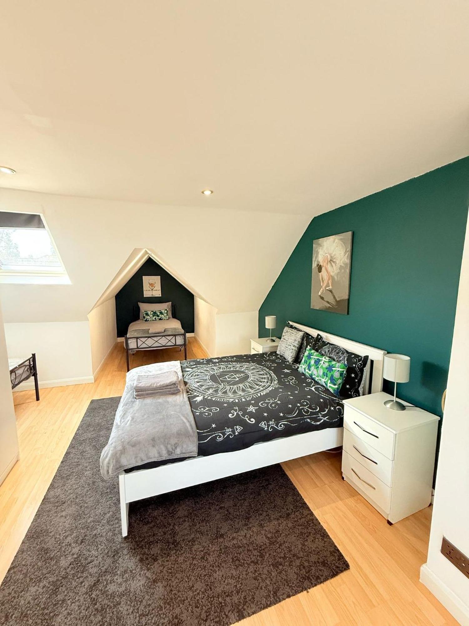 Wembley Rooms London Exterior photo